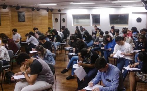 Candidatos del examen CELU 218 en la sede Rio de Janeiro (Brasil)